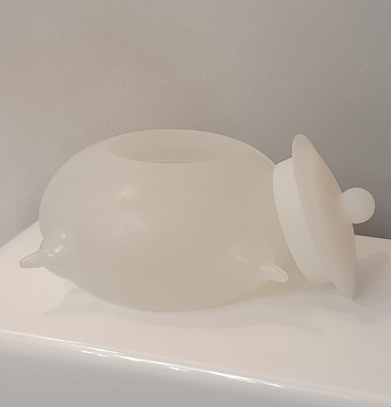 Gattino Bubble Feeder 15 * 14 * 7 Pet Silicone Doggie Cat Feeder 3 Capezzoli Animali Domestici Neonati Gattini Cuccioli Ciotola Cibo